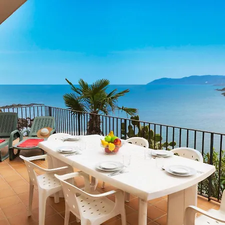 Apartman Cambre D'aze *